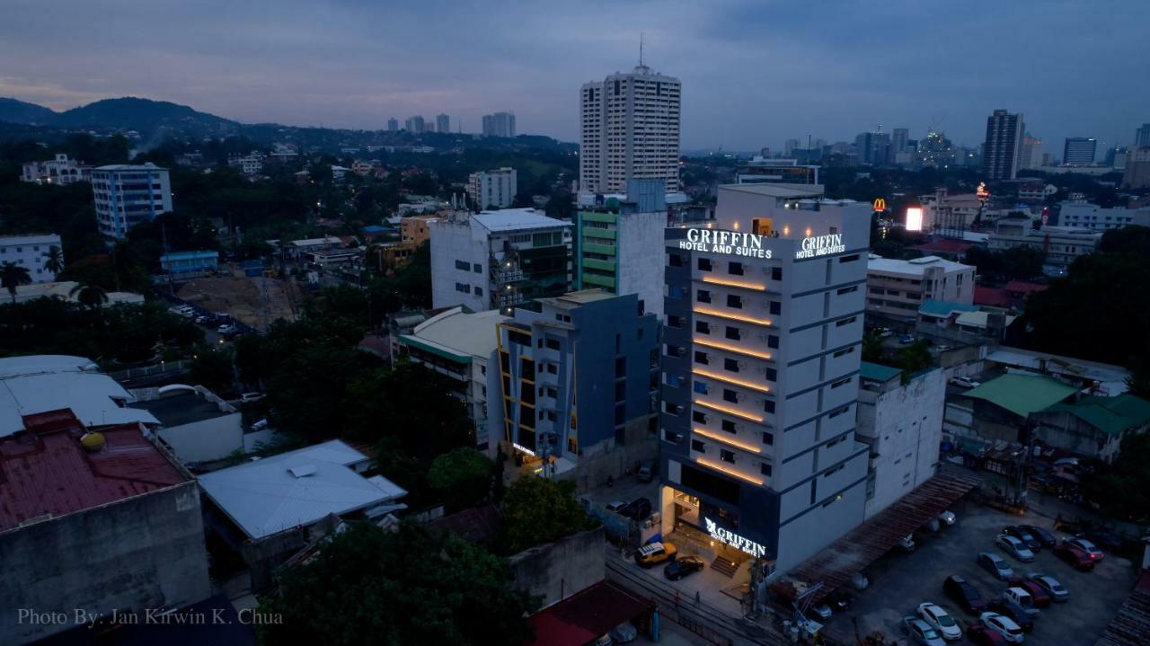 กริฟฟิน โฮเต็ล แอนด์ สวีท Hotel Cebu ภายนอก รูปภาพ