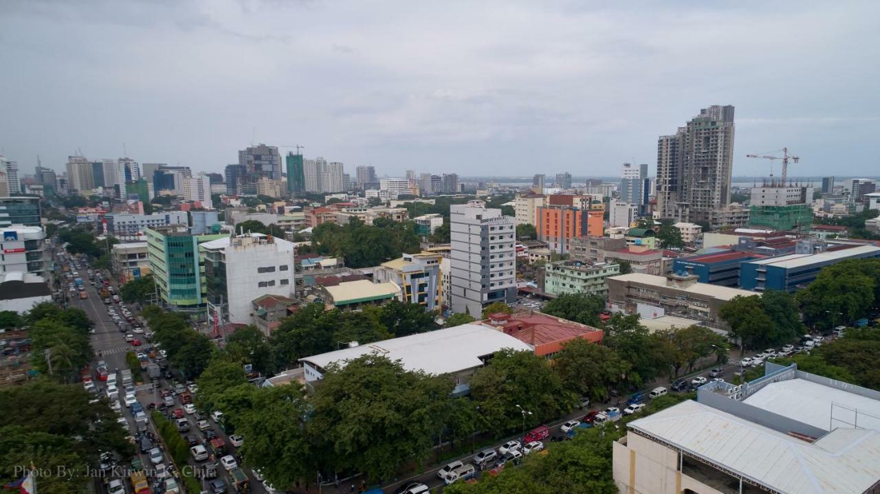 กริฟฟิน โฮเต็ล แอนด์ สวีท Hotel Cebu ภายนอก รูปภาพ