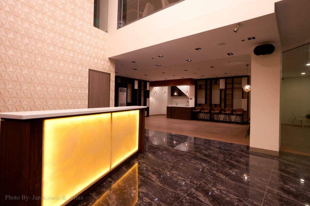กริฟฟิน โฮเต็ล แอนด์ สวีท Hotel Cebu ภายนอก รูปภาพ